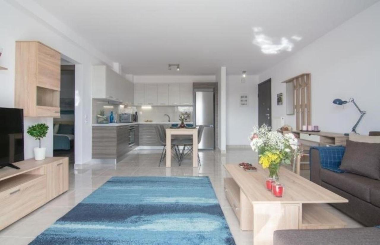 New Spacious Apartment Located In Piraeus Ngoại thất bức ảnh
